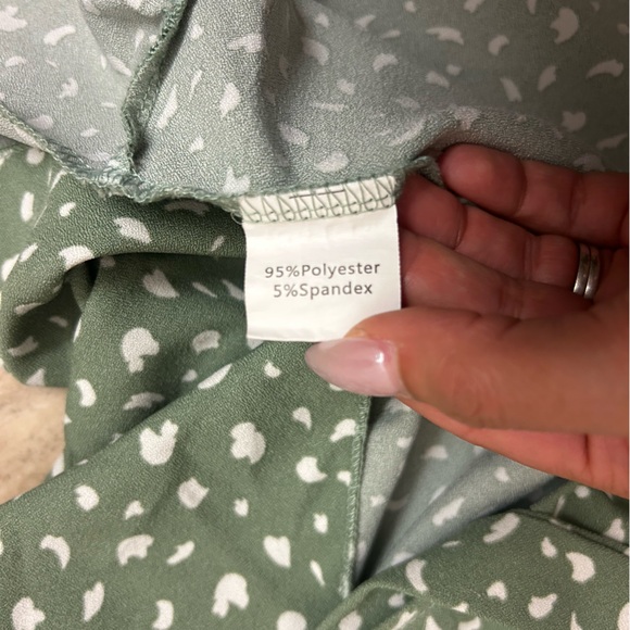 naggoo Green Wrap Dress White Print Size Medium Short Summer Ruffle Hem Flowy - Picture 9 of 12